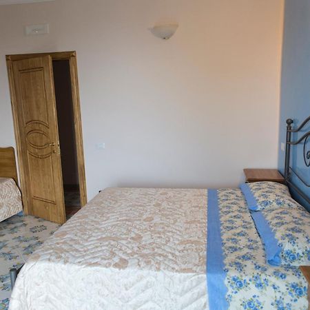 سكالا Rianna Rooms & Breakfast الغرفة الصورة